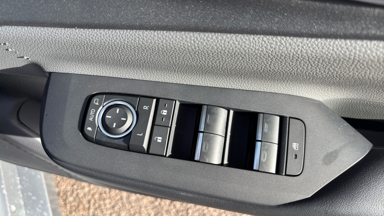 Toyota Prius 2.0 PHEV Excel 5dr CVT Hatchback